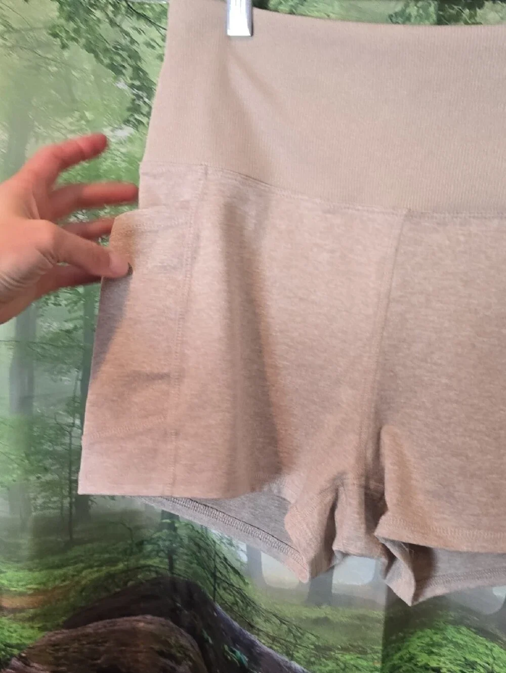 Zobha High-Rise Seamless Athletic Shorts in Neutral Beige Mix